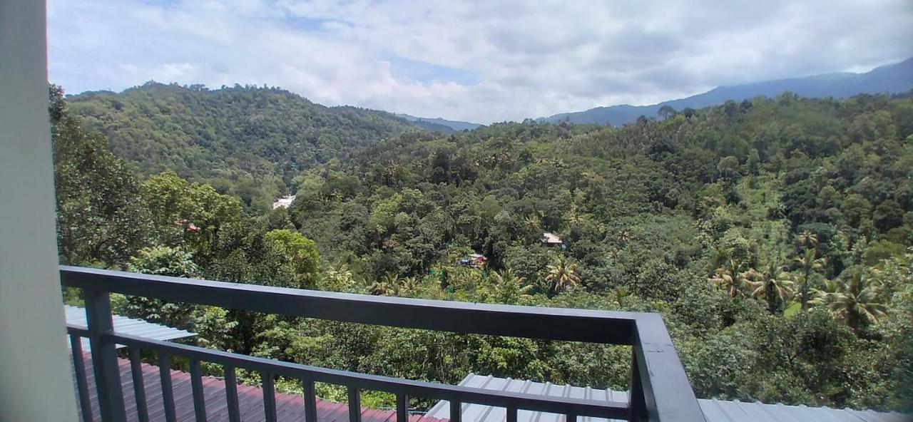 Winterhome Homestay มุนนาร์ ภายนอก รูปภาพ