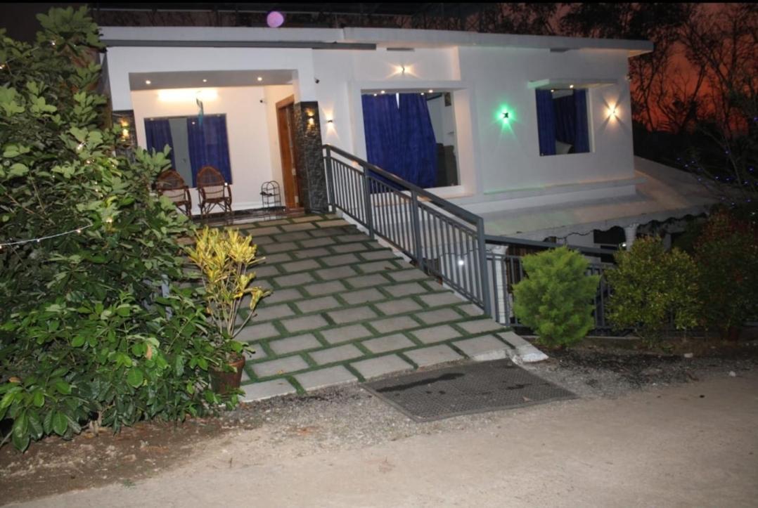 Winterhome Homestay มุนนาร์ ภายนอก รูปภาพ