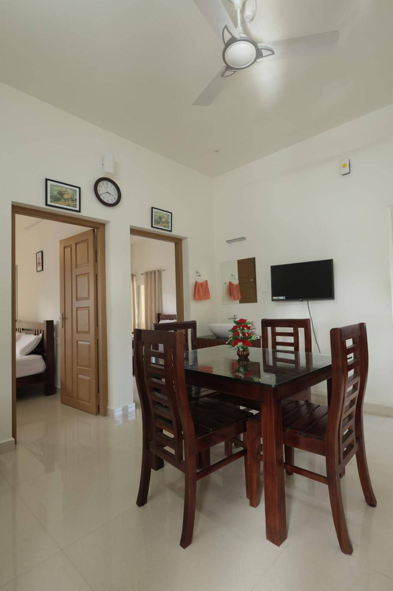 Winterhome Homestay มุนนาร์ ภายนอก รูปภาพ